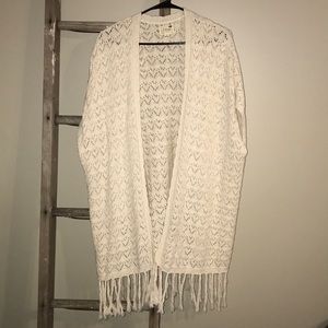 LA hearts sweater/shawl